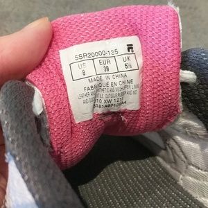 Fila DLS Artifice White Gray Pink Sneakers Size 8 NWT Fila DLS Artifice White Gray Pink Sneakers Size 8 NWT